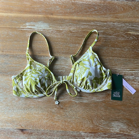 NWT Wild Fable Floral Green Bikini Top SZ M - Picture 2 of 4